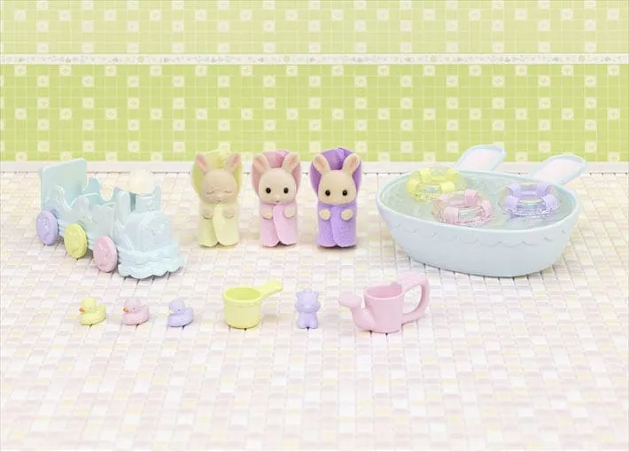 Calico Critters Triplets Baby Bathtime Set