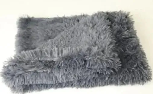 Cozy Pet Blankets - Ultra-Soft, Lightweight, Machine Washable, Various Sizes & Stylish Designs
