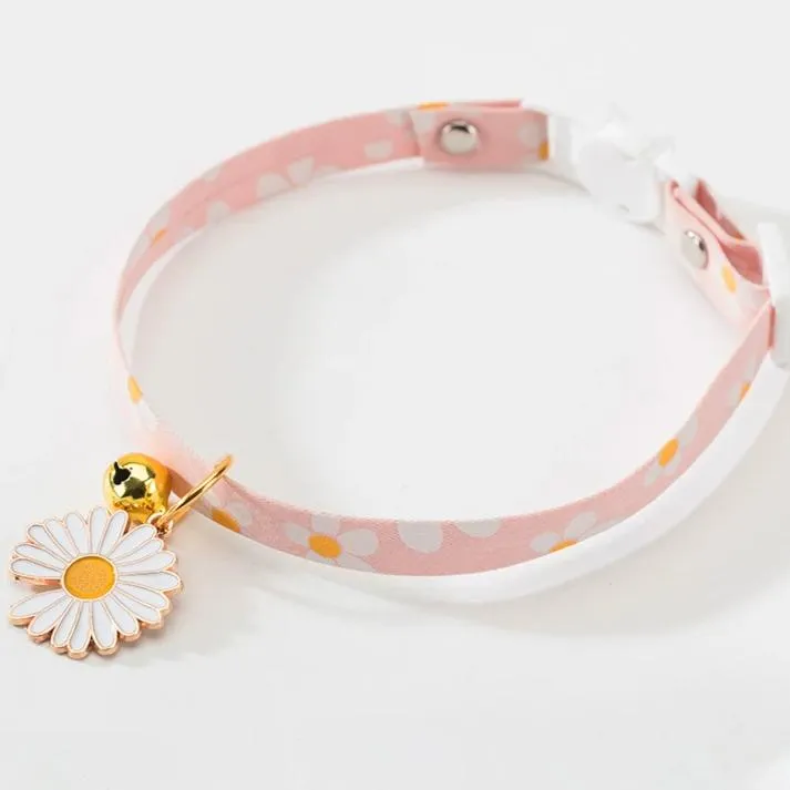 Nuopets Pet Collar Daisy Cat Neck Jewelry Bell