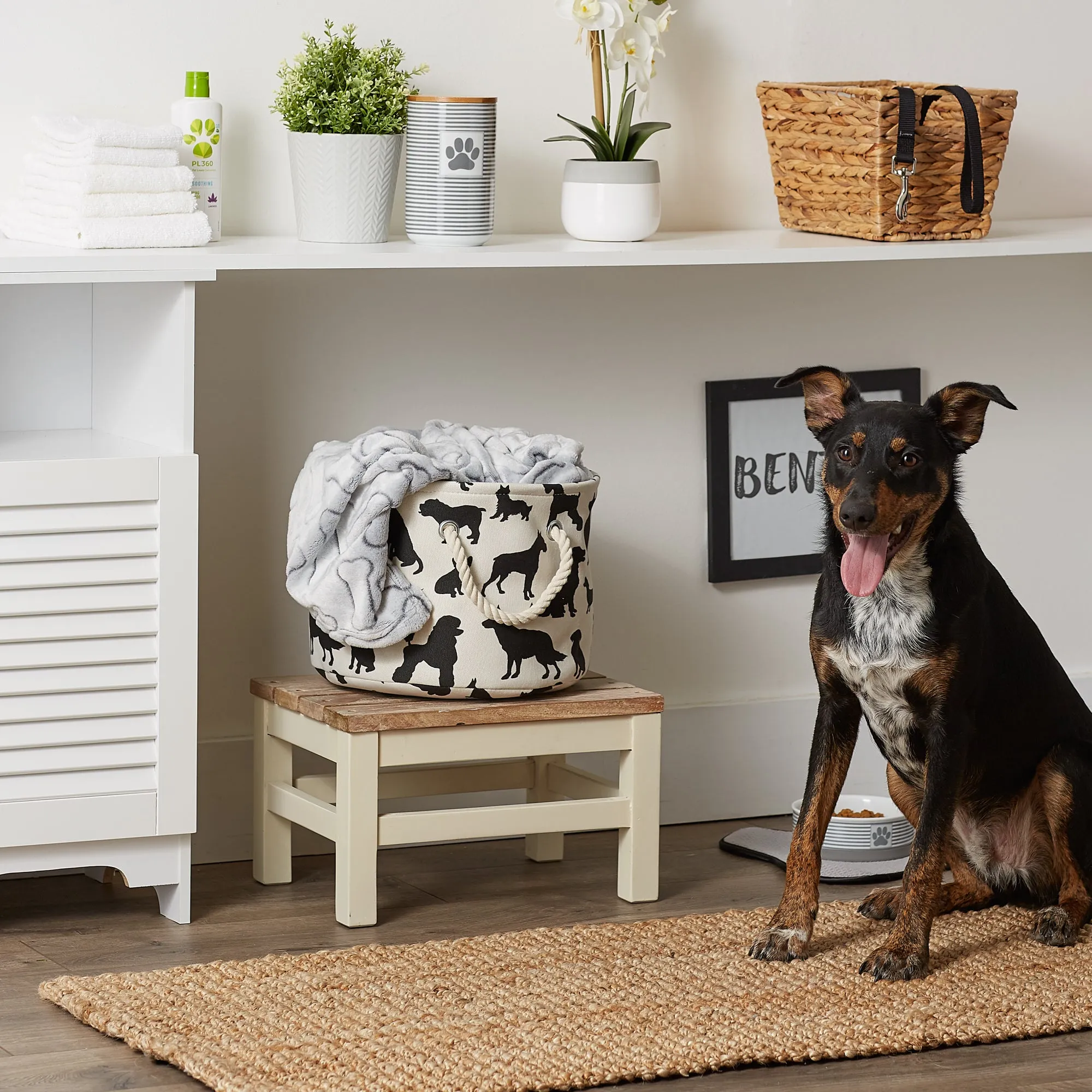 Polyester Pet Bin Dog Show Round Small 9X12X12