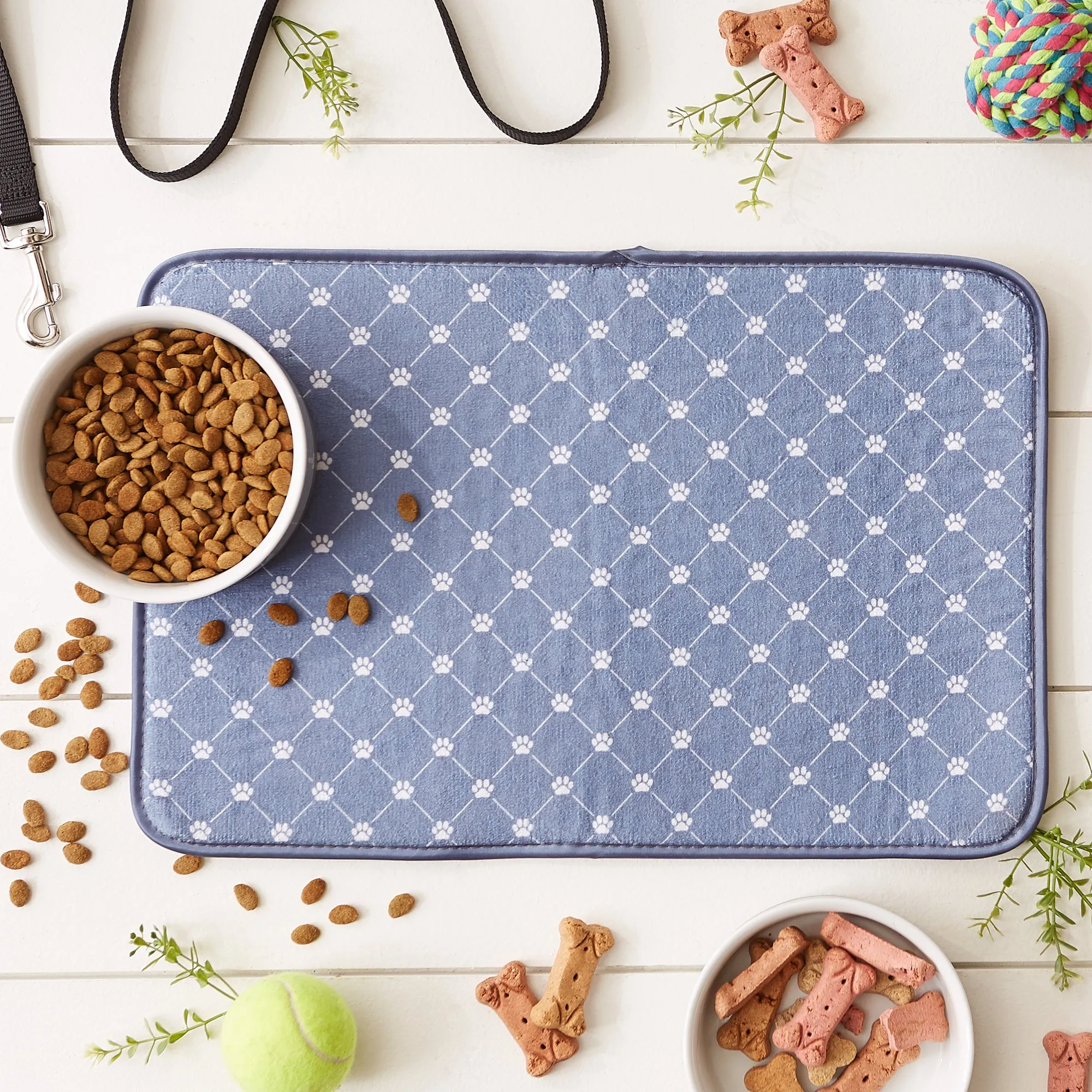 Stonewash Blue Printed Trellis Paw Pet Mat